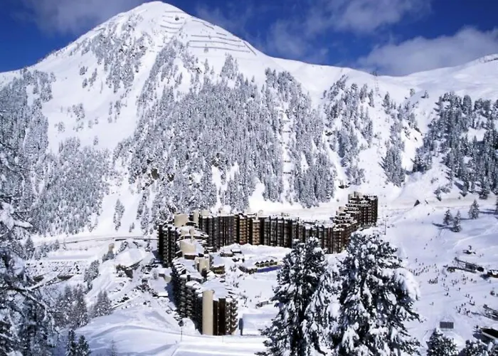 3000 - Divisible - Pied Des Pistes - Vue Vallee Mae-7122 *